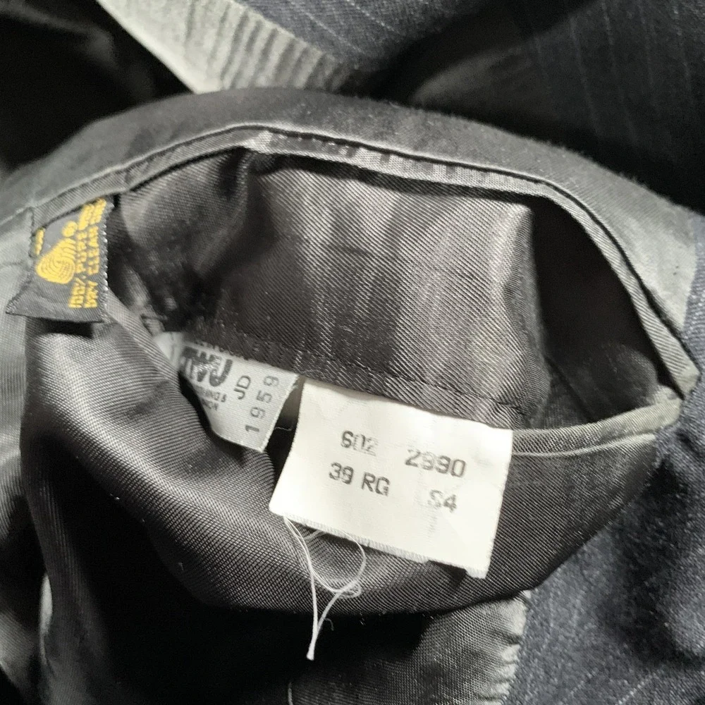 Brooks Brothers Blazer Mens 39 Regular Gray Pinstripe Wool Two Button Jacket USA